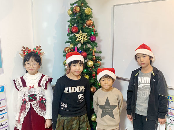 富士市英会話スクール、プライム英会話の2024年のクリスマス・英会話レッスンの画像