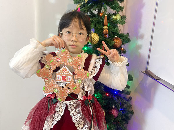 富士市英会話スクール、プライム英会話の2024年のクリスマス・英会話レッスンの画像