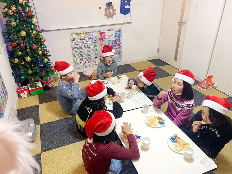富士市英会話スクール、プライム英会話の2024年のクリスマス・英会話レッスンの画像