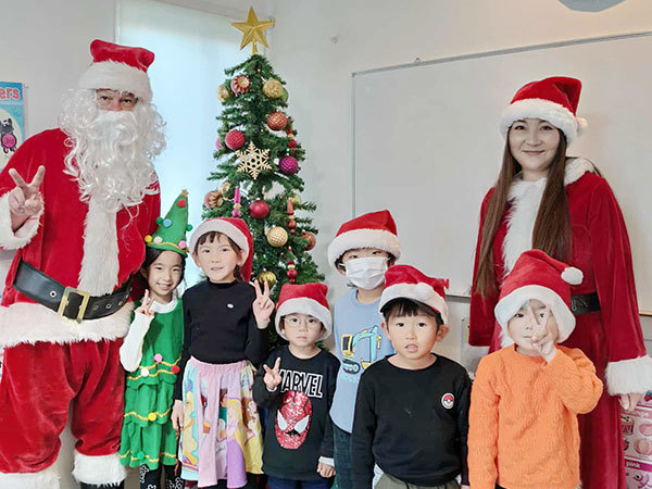 富士市英会話スクール、プライム英会話の2024年のクリスマス・英会話レッスンの画像