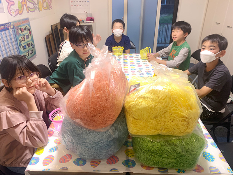 富士市英会話プライム英会話の2025年のイースターの英会話レッスンの写真